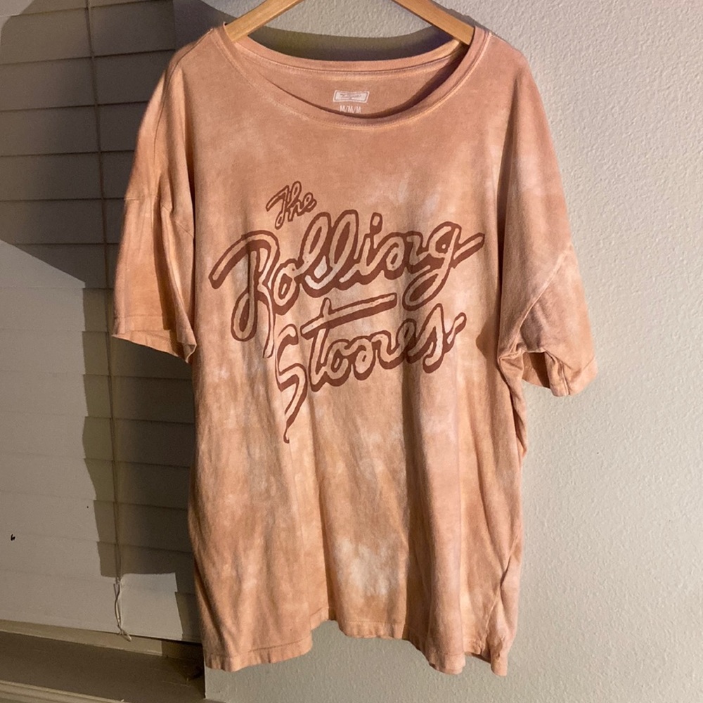 Women’s “The Rolling Stones” shirt